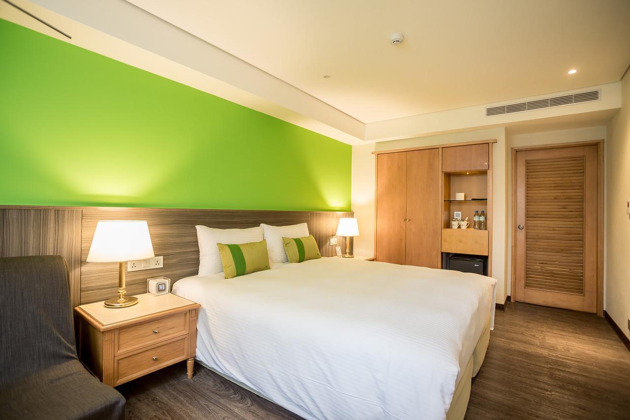 Green World Triple Beds Taipei Exterior foto